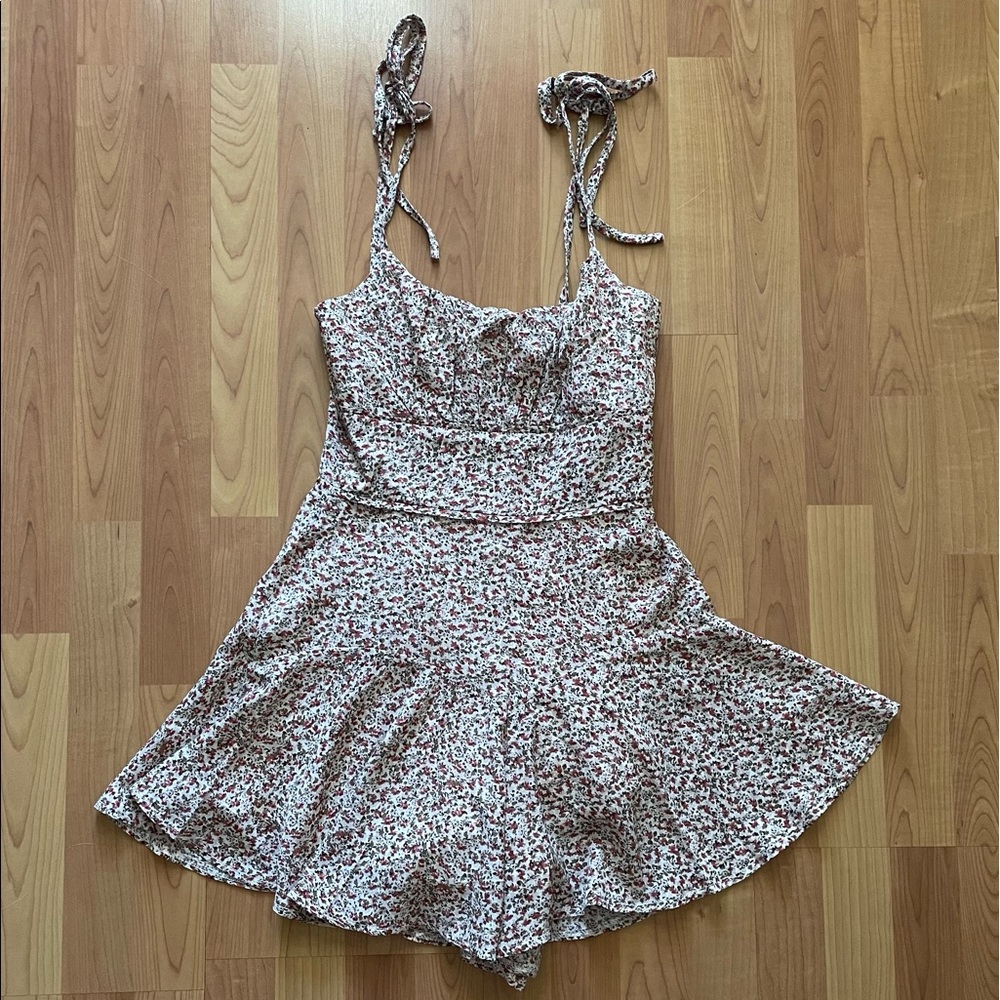 Princess Polly Floral Romper /playsuit
